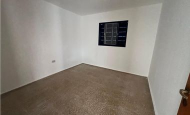 ALQUILER- CASA 2 DORMITORIOS- BARRIO ROSEDAL