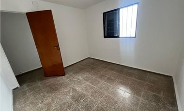 ALQUILER- CASA 2 DORMITORIOS- BARRIO ROSEDAL