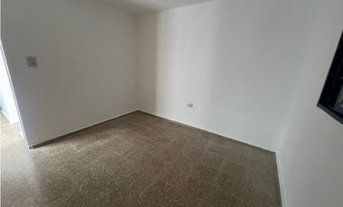 ALQUILER- CASA 2 DORMITORIOS- BARRIO ROSEDAL