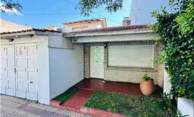 Chalet 4 amb. Garay 1800