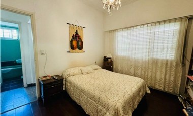 Chalet 4 amb. Garay 1800