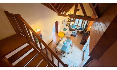 HERMOSA CASA EN VALERIA DEL MAR