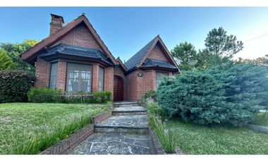 HERMOSA CASA EN VALERIA DEL MAR
