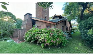 HERMOSA CASA EN VALERIA DEL MAR