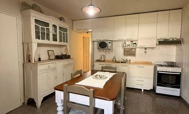 Casa en venta c/ cochera en Rafaela