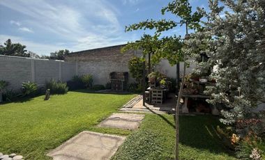 Casa en venta c/ cochera en Rafaela