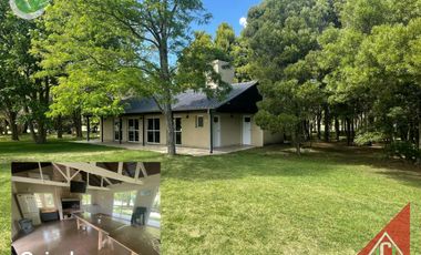 Chalet en venta c/ cochera en Santa Clara del Mar