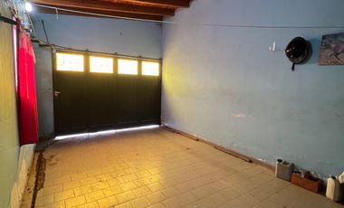 Casa en venta de 3 dormitorios, calle Pellegrini en San Rafael