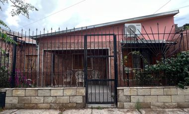 Casa en venta de 3 dormitorios, calle Pellegrini en San Rafael