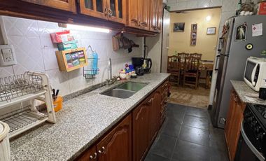 Casa en venta de 3 dormitorios, calle Pellegrini en San Rafael