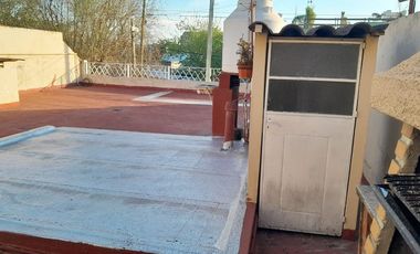 CASA 4 AMBIENTES EN VENTA LANUS