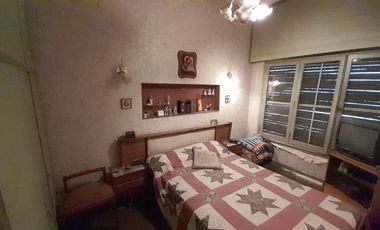 CASA 4 AMBIENTES EN VENTA LANUS