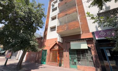 ALQUILER LOCAL COMERCIAL CON SOTANO CONSTITUCION