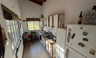 FUNES VENTA Casa amplio jardín pileta APTA CREDITO