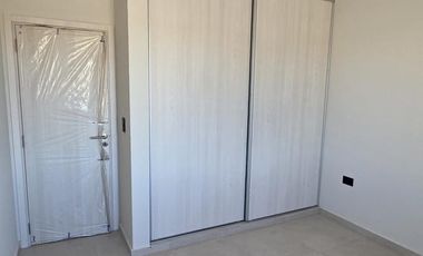 Duplex de una planta de 2 dormitorios en Docta!!!