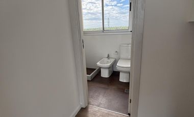 Excelente penthouse en alquiler anual