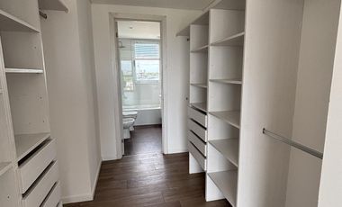 Excelente penthouse en alquiler anual