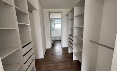 Excelente penthouse en alquiler anual