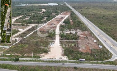 Casa de 2 pisos, 3 recamaras en privada en Conkal Yucatan  Preventa diciembre 2027