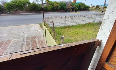 Excelente Triplex en Av. Costanera  al 1400