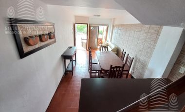 Excelente Triplex en Av. Costanera  al 1400