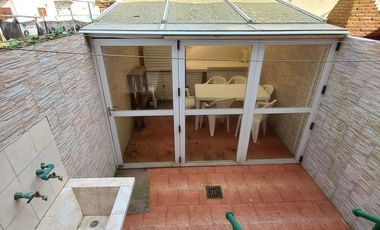 Excelente Triplex en Av. Costanera  al 1400