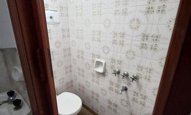 Excelente Triplex en Av. Costanera  al 1400