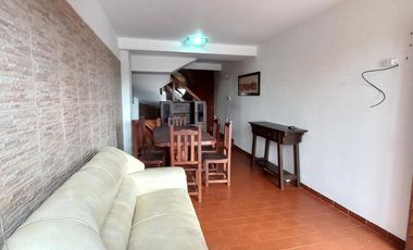 Excelente Triplex en Av. Costanera  al 1400