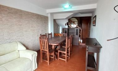 Excelente Triplex en Av. Costanera  al 1400