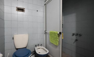 Venta Casa tres dormitorios con pileta. Camilo Aldao y Bv. Segui.