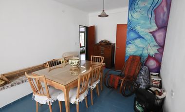 Venta Casa tres dormitorios con pileta. Camilo Aldao y Bv. Segui.