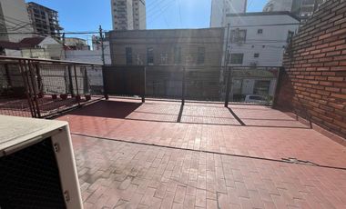 Departamento con patio y terraza Avellaneda VENTA
