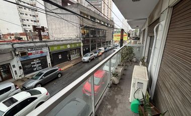 DEPTO 4 AMB CON BALCON EN VENTA EN AVELLANEDA