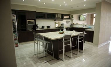 Casa premium con pileta climatizada en Allen