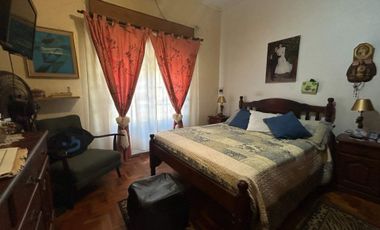 CASA EN VENTA LOTE 221 m2 AVELLANEDA. APTO CREDITO