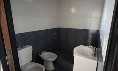 VENTA PH, LANUS ESTE. DOS DEPARTAMENTOS JUNTOS