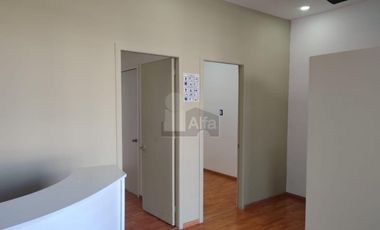 Local comercial en renta en plaza Santa Lucie, Zen Life, El mirador