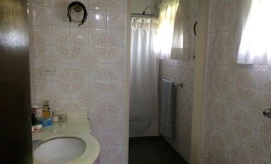 Chalet  importante lote - Jose Marmol