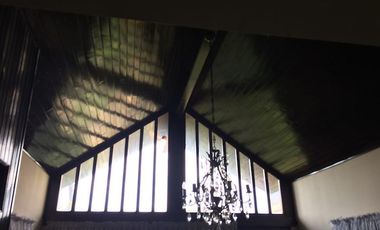 Chalet  importante lote - Jose Marmol