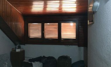Chalet  importante lote - Jose Marmol