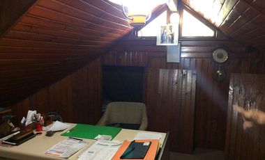 Chalet  importante lote - Jose Marmol