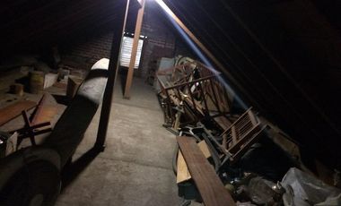 Chalet  importante lote - Jose Marmol