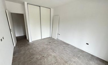 Venta 2 Amb. Con Cochera, Canning Center