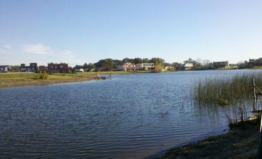 Casa en venta- Barrio Privado San Marco