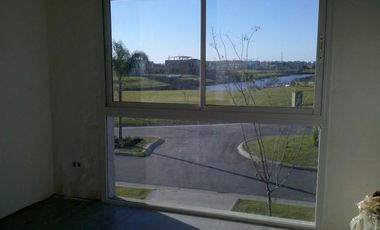 Casa en venta- Barrio Privado San Marco