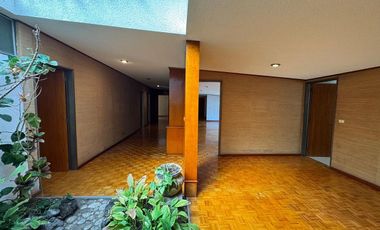 HERMOSA Y AMPLIA CASA DE UN PISO CIPRESES DE ZAVALETA