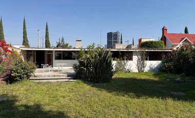 HERMOSA Y AMPLIA CASA DE UN PISO CIPRESES DE ZAVALETA