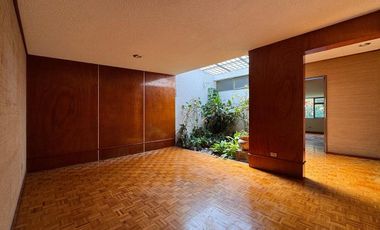 HERMOSA Y AMPLIA CASA DE UN PISO CIPRESES DE ZAVALETA