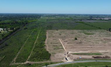 NUEVO BARRIO PILAR CHICO - LOTES EN POZO