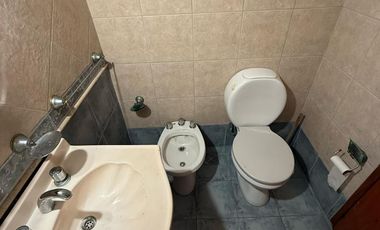 Casa de 3 dormitorios, en Venta en 63 e 17 y 18